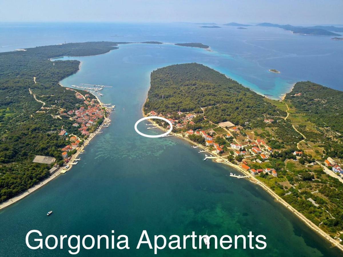 Gorgonia Suites In Verunić Exteriör bild